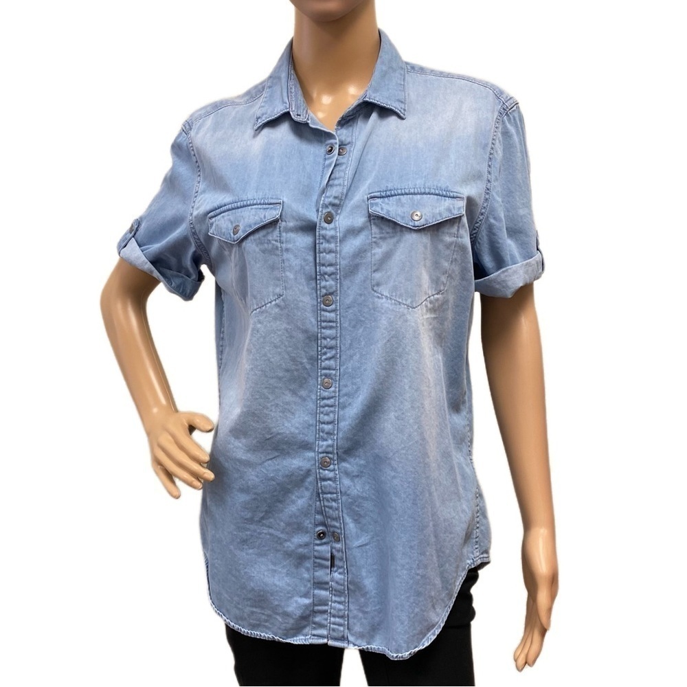 CALVIN Klein Jeans size Medium blue jean shirt